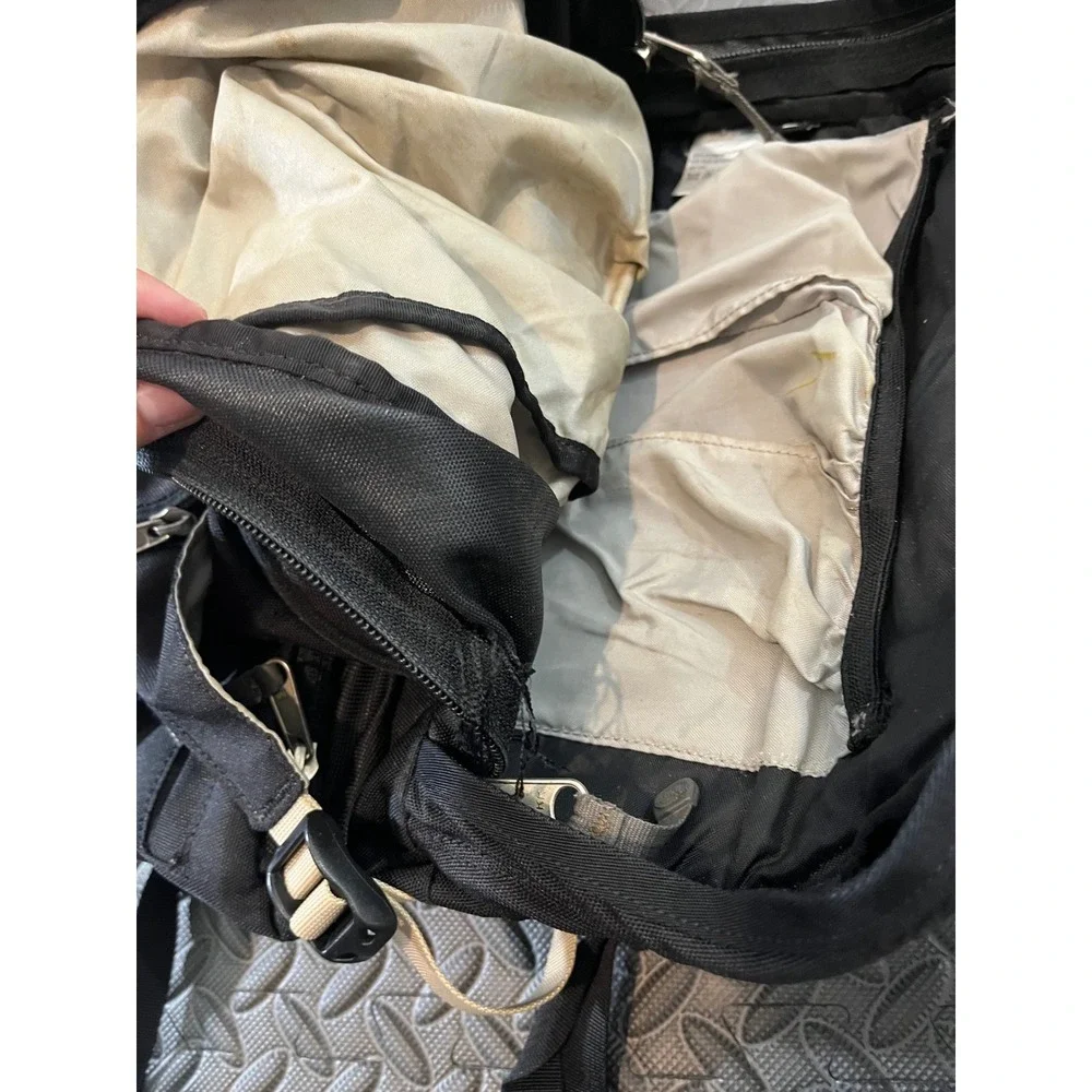 Vintage The North Face Backpack Unisex OS Black Hiking‎ Outdoor Daypack Bag